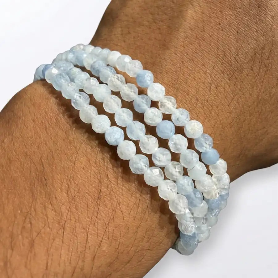 Pulsera aguamarina 4mm facetada – Calma y comunicación