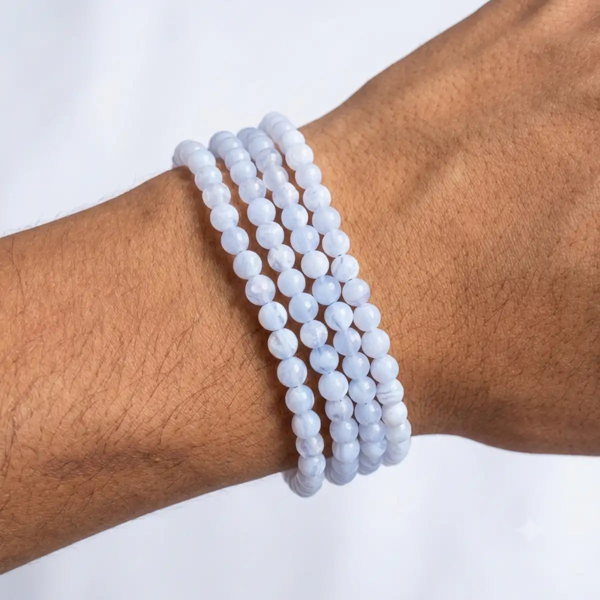 Pulsera calcedonia 4mm – Calma y equilibrio