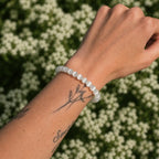La pulsera selenita de Imilla está elaborada con selenita natural auténtica