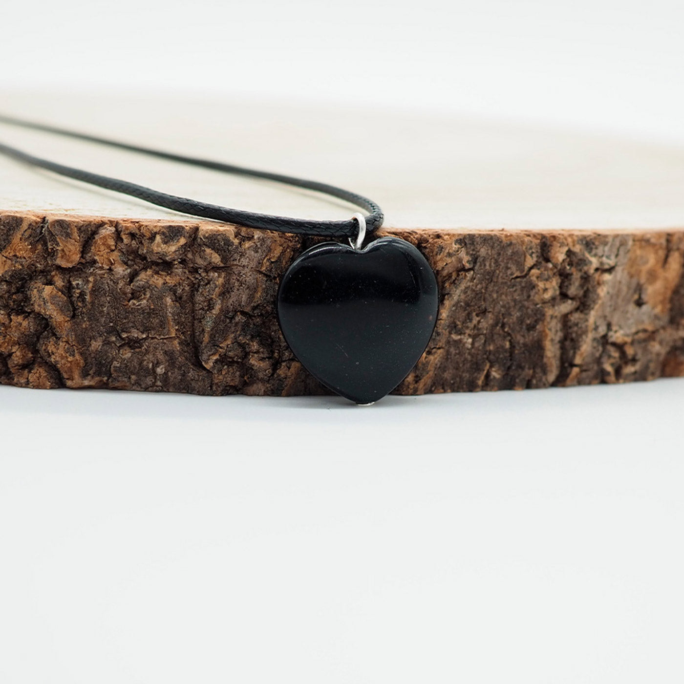Colgante turmalina negra corazón – Protección y anclaje