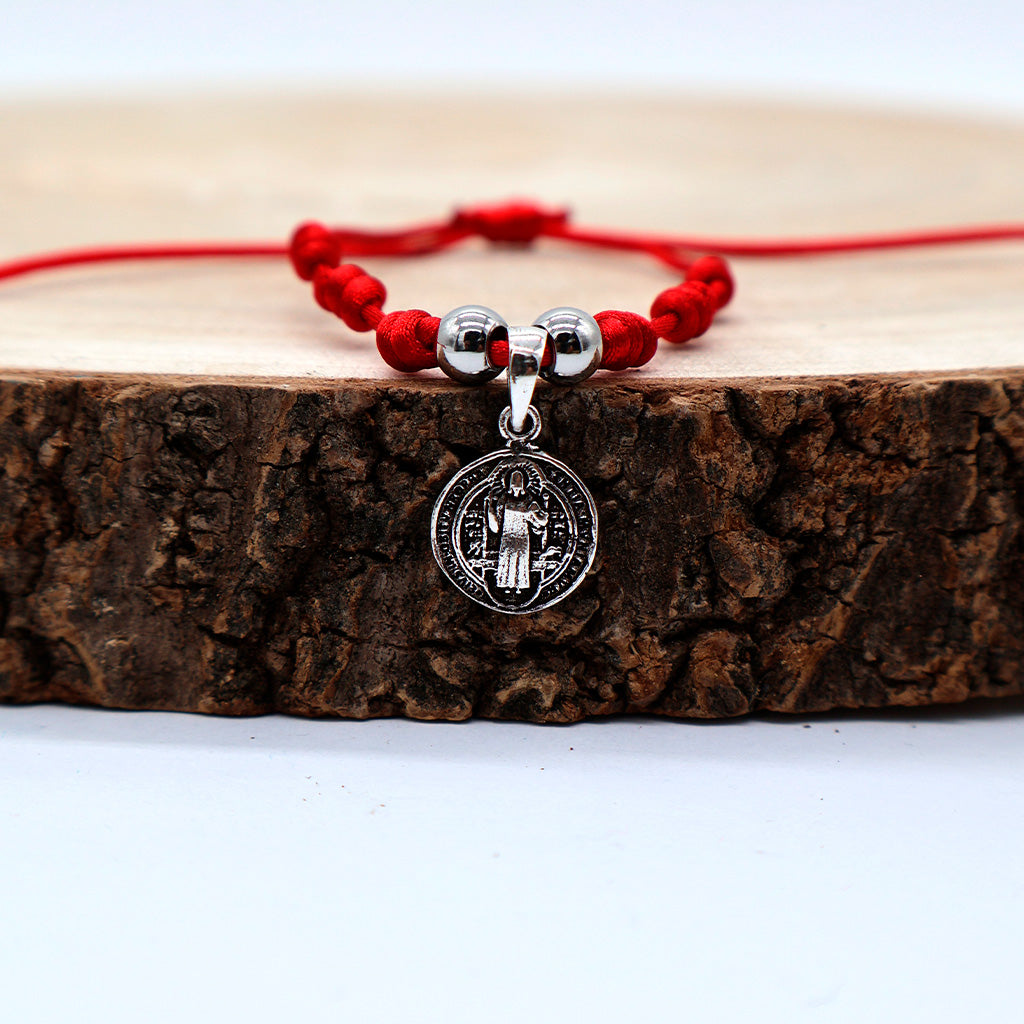 Pulsera roja San Benito 7 nudos