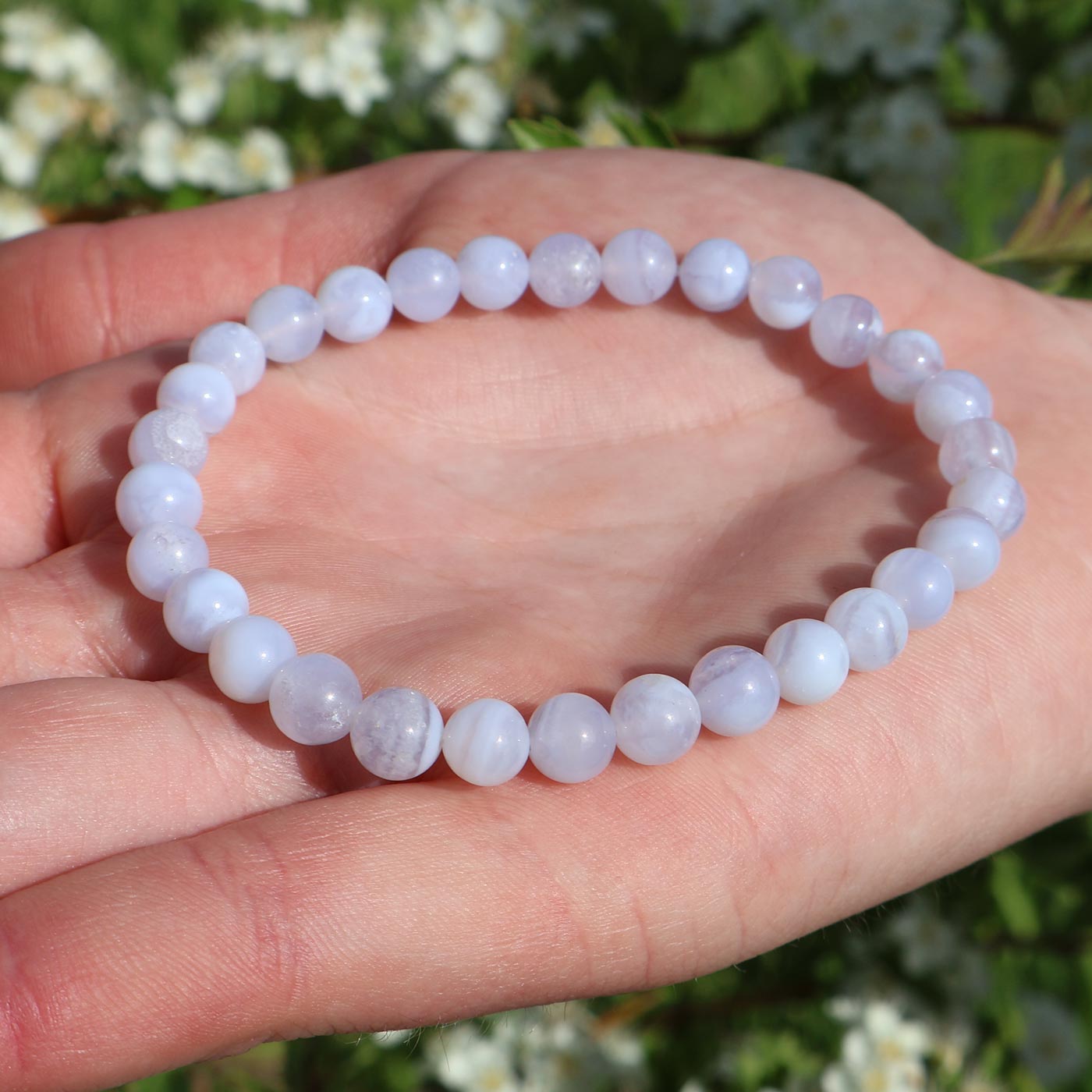 Pulsera calcedonia 6mm – Calma y equilibrio